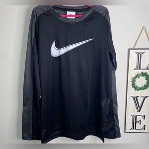 BOYS NIKE LONG SLEEVE DRI-FIT SHIRT